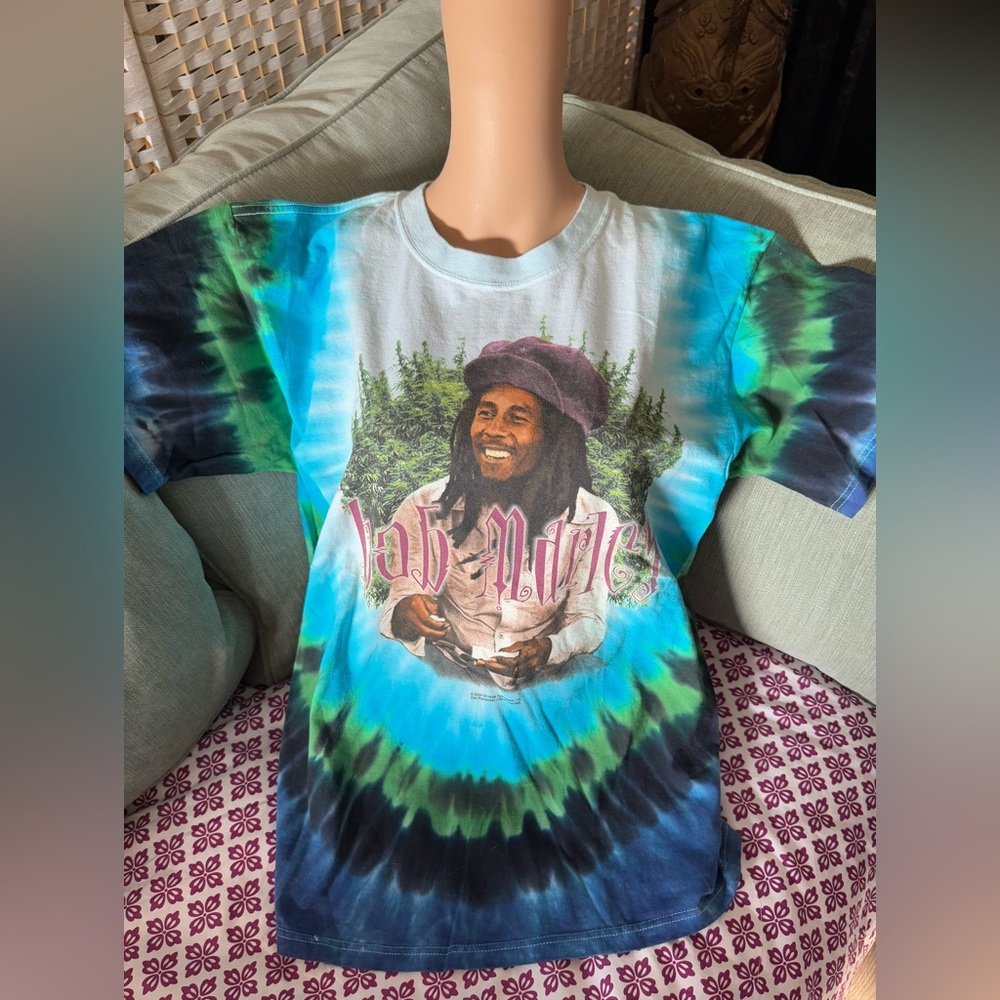 Bob Marley “Field of Dreams” tie dye t shirt. Size L. Vintage!
